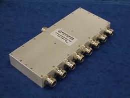 8 way  Power Splitters 800-2500MHz  Features: 

800 - 2,500 MHz Multi-Band
Frequency Range
5 &amp; 10 W Power Rating
Low RF Insertion Loss
20 dB Isolation
RoHS compliant
Low Cost N Design

